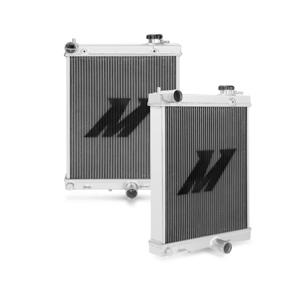 Mishimoto 03-07 Mitsubishi Lancer Evo 7/8/9 Half-Size Performance Aluminum Radiator - Bull Strap