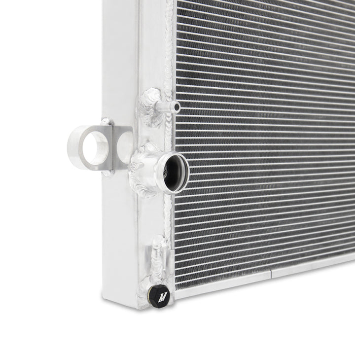 Mishimoto 05-15 Toyota Tacoma 4.0L Performance Aluminum Radiator - Bull Strap