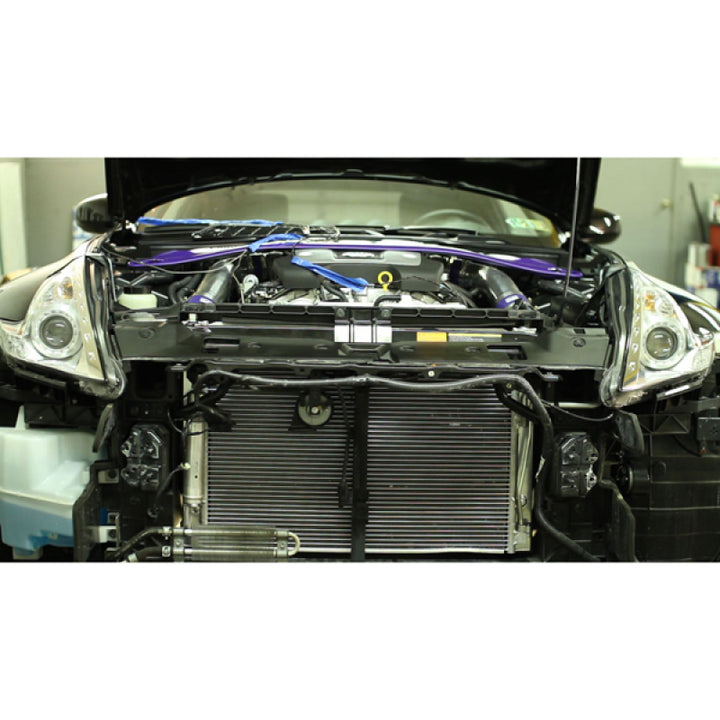 Mishimoto 09+ Nissan 370Z Manual Radiator - Bull Strap