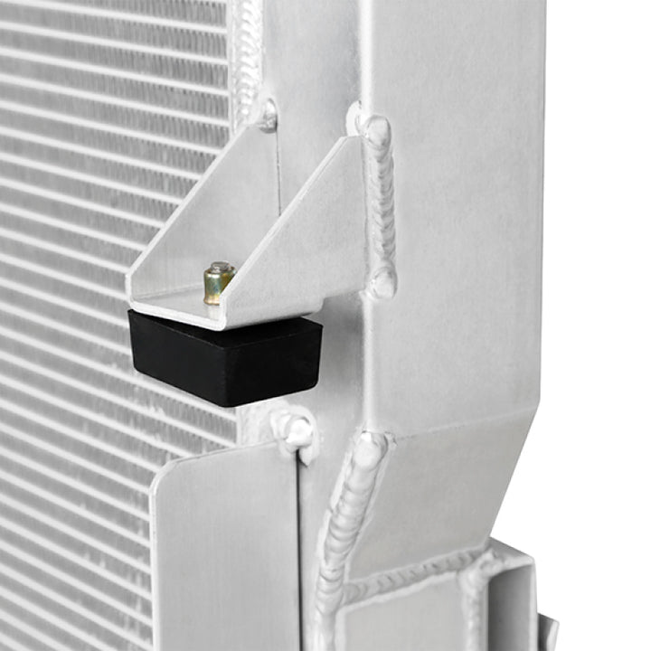 Mishimoto 10-12 Dodge 6.7L Cummins Aluminum Radiator - Bull Strap