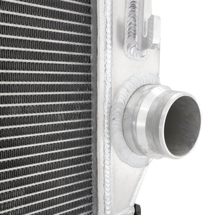 Mishimoto 17-19 Chevrolet/GMC 6.6 L5p Duramax Radiator - Bull Strap