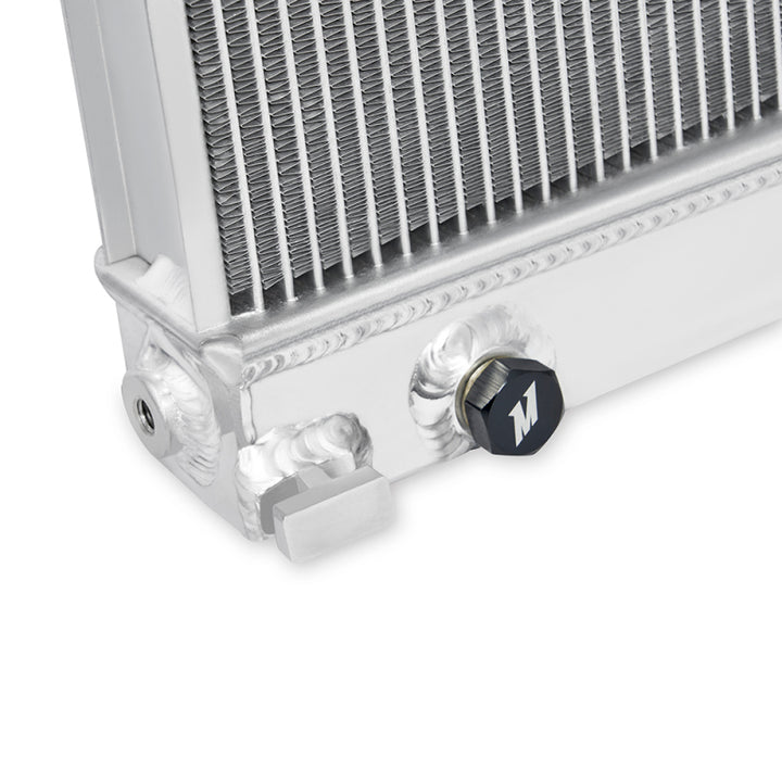 Mishimoto 2007+ Toyota Tundra 4.6/4.7/5.7L Performance Aluminum Radiator - Bull Strap