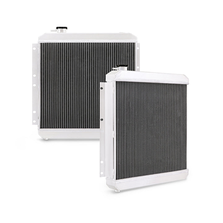 Mishimoto 58-84 Toyota Land Cruiser FJ40 Aluminum Radiator - Bull Strap
