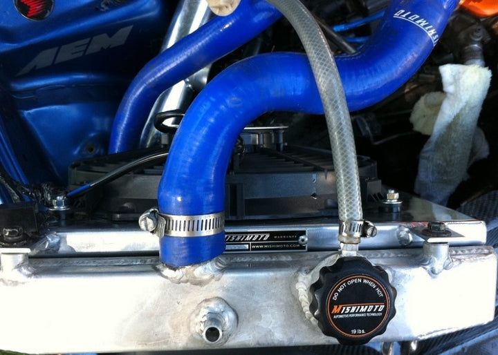 Mishimoto 92-00 Honda Civic / 93-97 Del Sol Manual Aluminum Radiator - Bull Strap