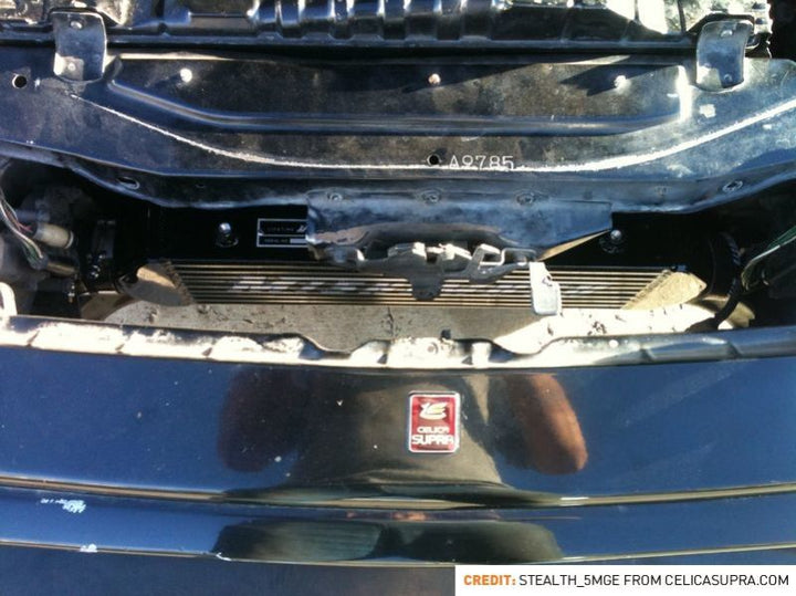 Mishimoto Universal Silver Z Line Bar & Plate Intercooler - Bull Strap