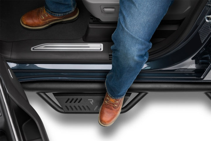 N-Fab Podium LG 2019 Chevy/GMC 1500 Crew Cab - Cab Length - Tex. Black - 3in - Bull Strap