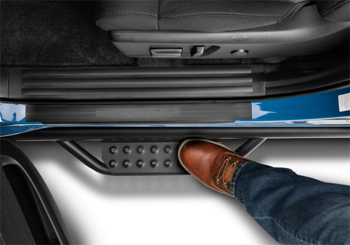 N-Fab RS Nerf Step 2020 Jeep Wrangler Gladiator 4DR All Beds - Cab Length - Tex. Black - Bull Strap