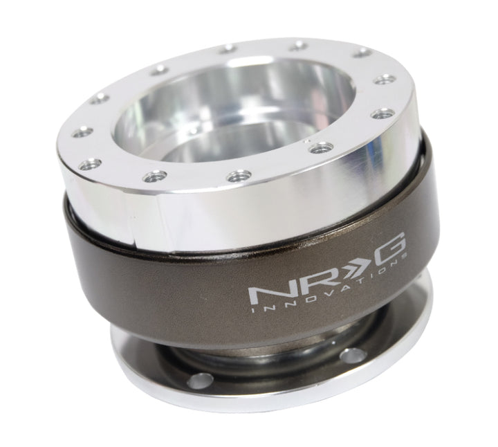 NRG Quick Release Gen 2.0 - Silver Body / Chrome Ring SFI Spec 42.1 - Bull Strap