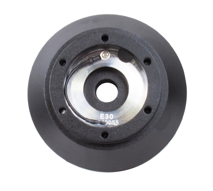 NRG Short Hub Adapter BMW E30 - Bull Strap