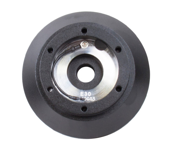 NRG Short Hub Adapter BMW E30 - Bull Strap
