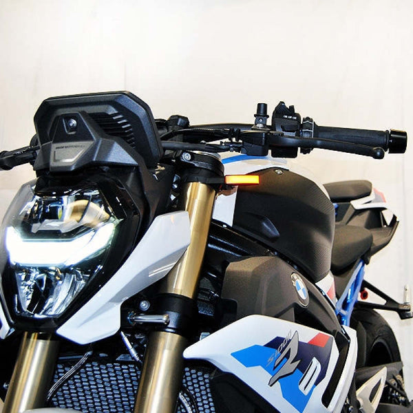 New Rage Cycles 21+ BMW S1000R Front Turn Signals - Bull Strap