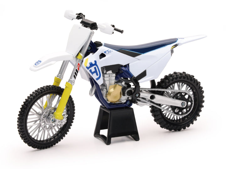 New Ray Toys Husqvarna FC450 Motocross/ Scale - 1:12 - Bull Strap