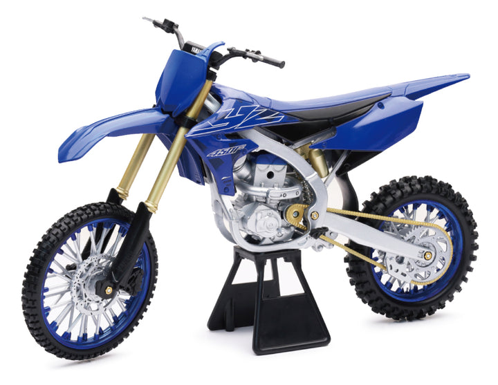 New Ray Toys Yamaha YZ450F Dirt Bike/ Scale - 1:6 - Bull Strap