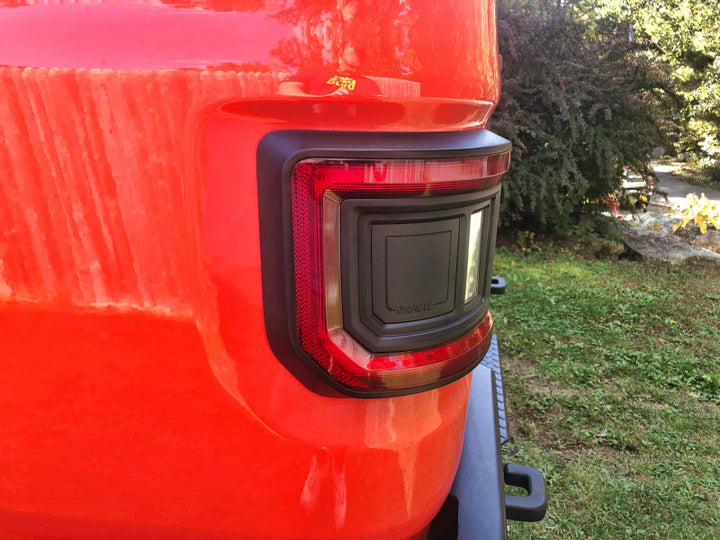 Oracle Jeep Gladiator JT Flush Mount LED Tail Lights - Bull Strap