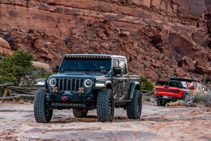 Oracle Jeep Wrangler JL/Gladiator JT Integrated Windshield LED Light Bar System - Bull Strap