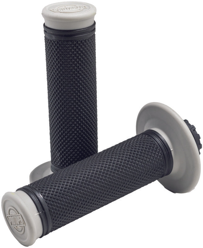 ProTaper Pro Series Clamp On Full Diamond Gray/Black - Bull Strap