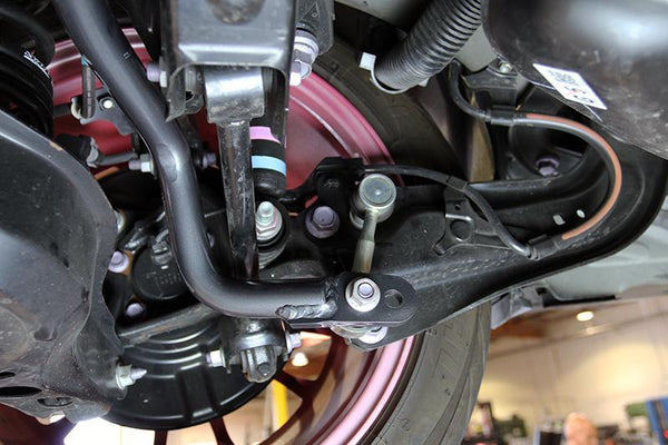 Progress Tech 2019 Toyota Corolla/C-HR Rear Sway Bar (27mm - Adjustable) - Bull Strap