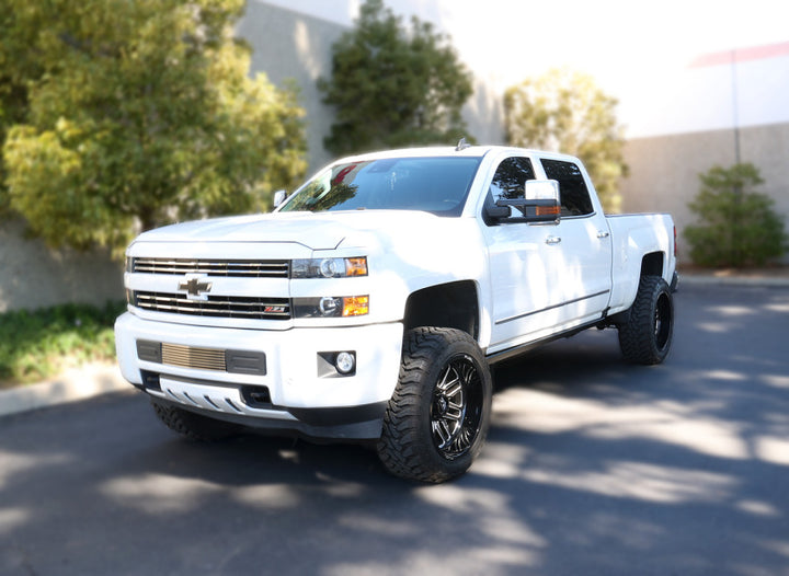 RealTruck 15-19 Chevy Silverado 25/3500HD CC Dsl 4dr VoltStep Electric Running Board Kit - Tex. Blk - Bull Strap