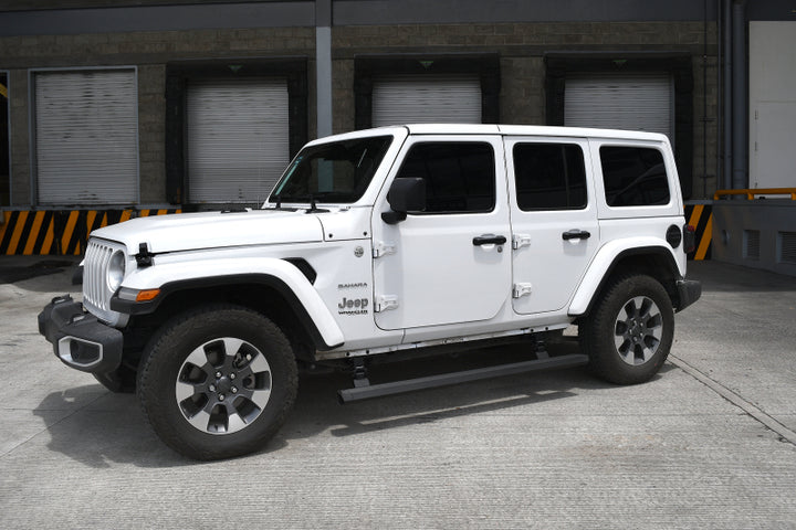 RealTruck 18-24 Jeep Wrangler 4dr VoltStep Electric Running Board Kit (Drilling Req.) - Tex. Blk - Bull Strap