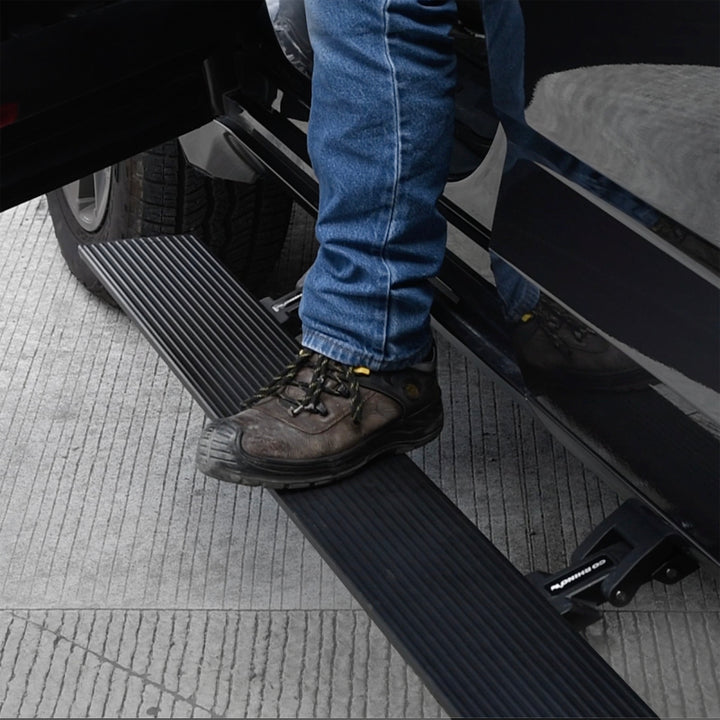 RealTruck 22-24 Toyota Tundra Crew Cab VoltStep Electric Running Board Kit - Tex. Blk - Bull Strap