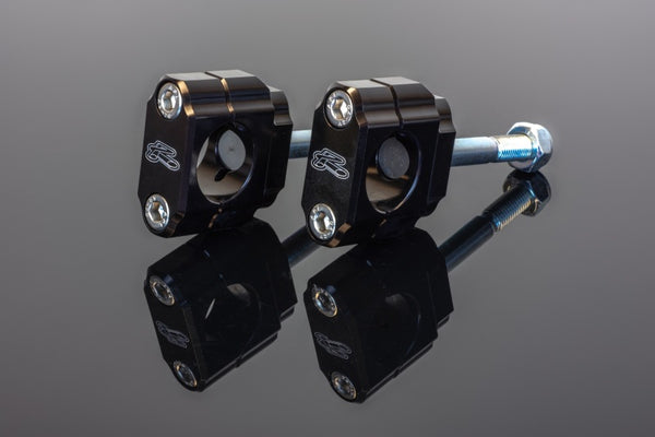 Renthal 09+ Kawasaki KX250-450/ KLX450R/ 17+ Yamaha YZ 125-250 28.6 mm. Clamps - Bull Strap