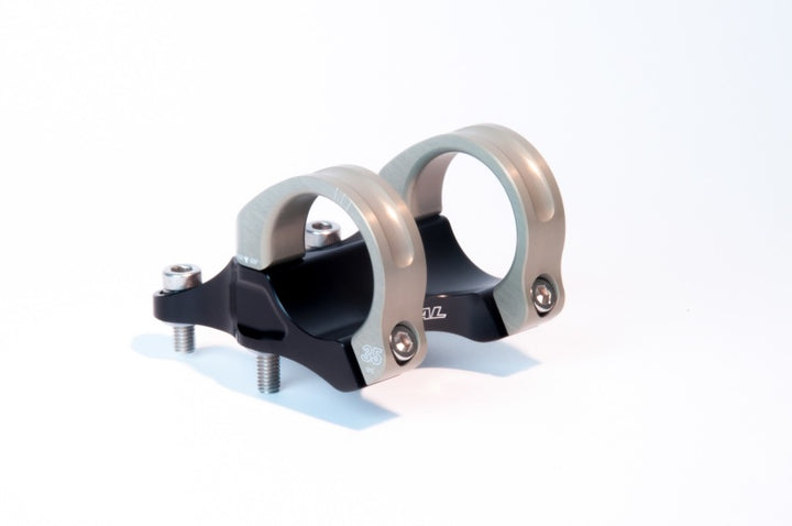 Renthal Integra 35 Handlebar Clamp 45 mm./ +10 Rise - Bull Strap