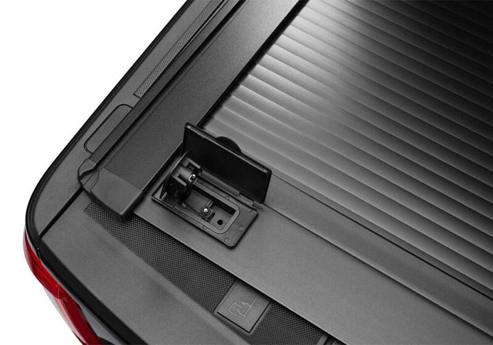 Retrax 17-18 Super Duty F-250-350 Short Bed RetraxONE XR - Bull Strap