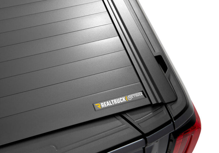 Retrax 19-22 GM Silverado / Sierra 1500 5ft. 8in. Bed RetraxPRO MX - Bull Strap