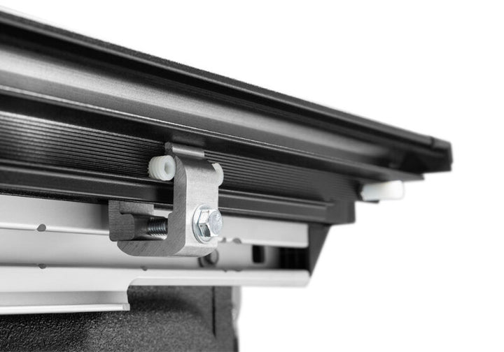 Retrax 19-22 Ram 1500 5.7ft Bed w/RAMBOX RetraxPRO XR - Bull Strap