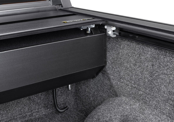 Retrax 2007-2020 Toyota Tundra CrewMax 5.5ft Bed RetraxPRO XR with Deck Rail System - Bull Strap