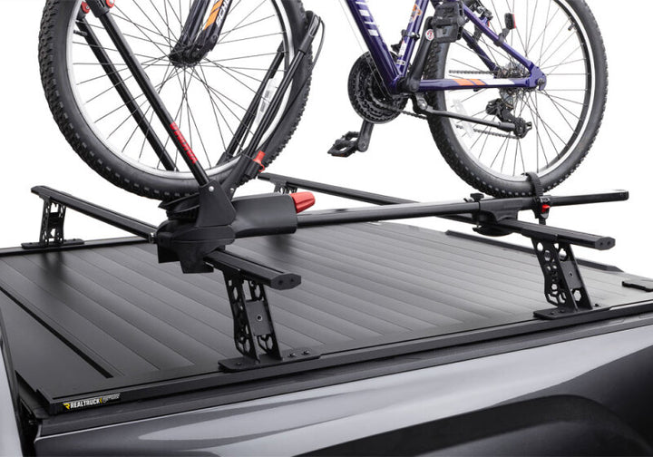 Retrax 2007-2020 Toyota Tundra CrewMax 5.5ft Bed RetraxPRO XR with Deck Rail System - Bull Strap