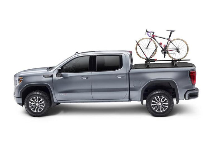 Retrax 2019 Chevy & GMC 5.8ft Bed 1500 RetraxONE XR - Bull Strap