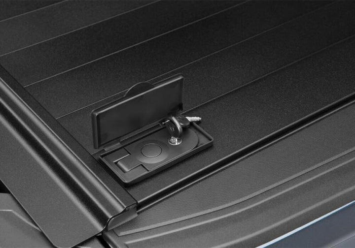 Retrax 2020 Chevrolet / GMC HD 8ft Bed 2500/3500 RetraxPRO MX - Bull Strap