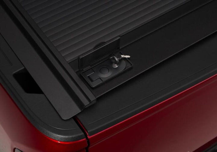 Retrax 2023 GM Colorado/Canyon 5ft Bed RetraxONE MX - Bull Strap