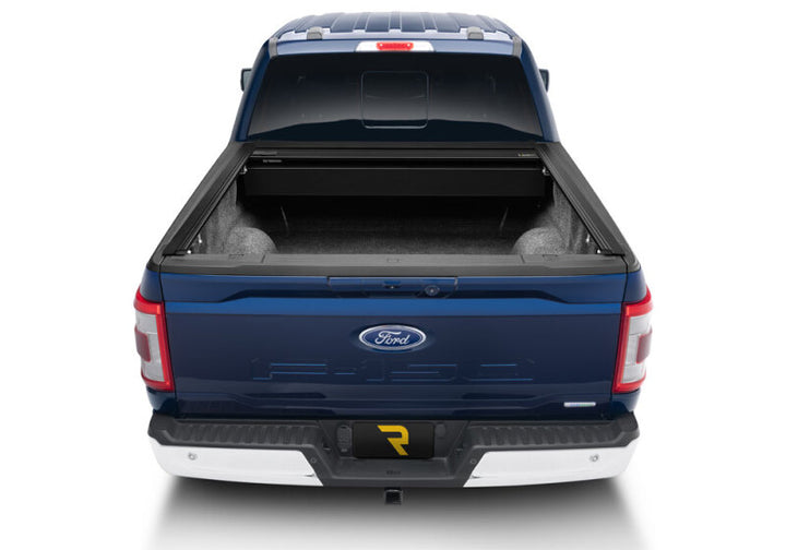 Retrax 21-22 Ford F-150 Super Crew/Super Cab (Incl. 2022 Lightning) 5.5ft Bed RetraxONE MX - Bull Strap