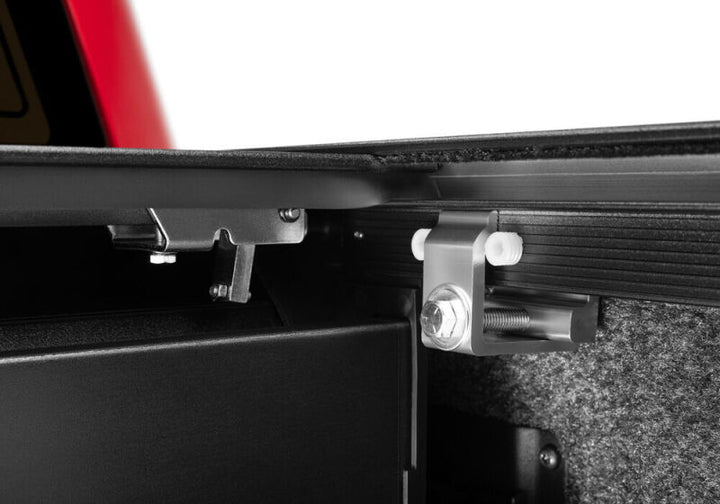 Retrax 21-22 Ford F-150 Super Crew/Super Cab (Incl. 2022 Lightning) 5.5ft Bed RetraxPRO MX - Bull Strap