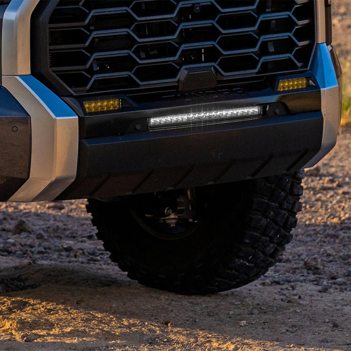 Rigid Industries 2022+ Toyota Tundra 6in SR-Series Selective Yellow Fog Light Kit - Bull Strap