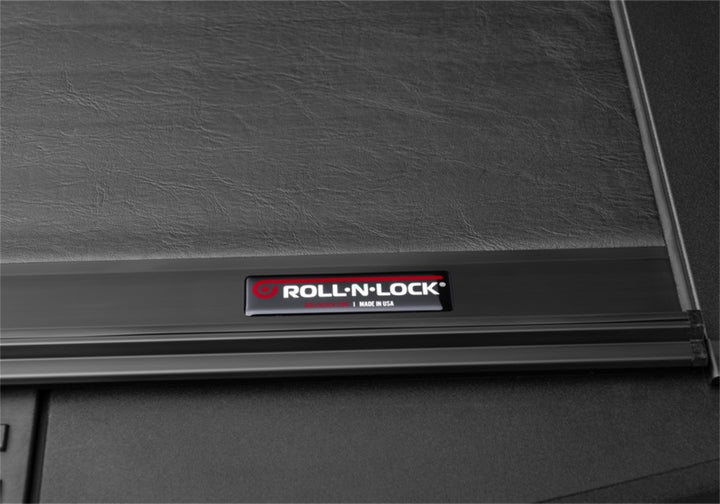 Roll-N-Lock 15-18 Ford F-150 SB 77-3/8in M-Series Retractable Tonneau Cover - Bull Strap