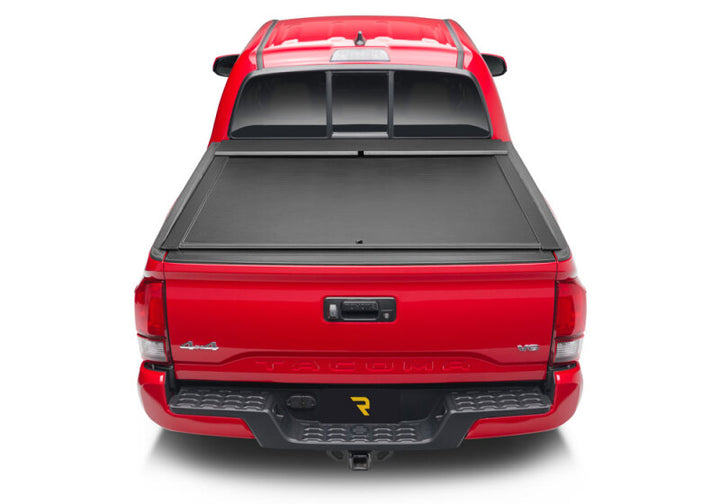 Roll-N-Lock 16-18 Toyota Tacoma Crew Cab SB 60-1/2in M-Series Retractable Tonneau Cover - Bull Strap