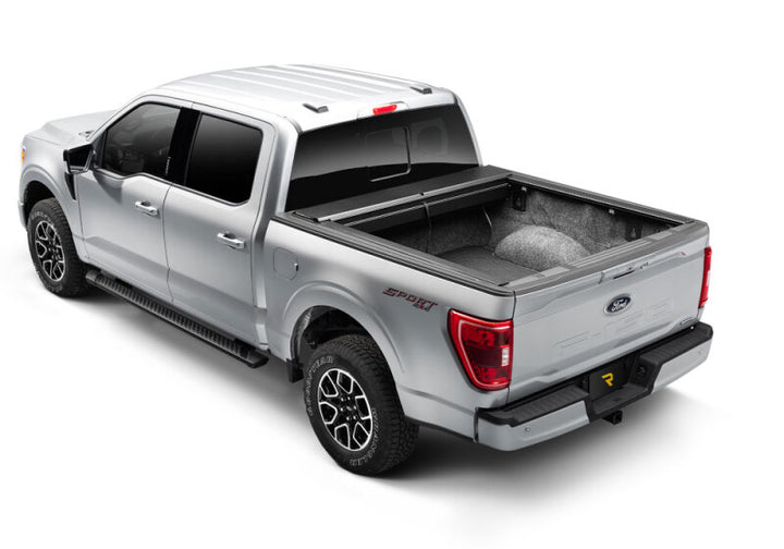 Roll-N-Lock 17-19 Ford F-250/F-350 Super Duty SB 80-3/8in A-Series Retractable Tonneau Cover - Bull Strap