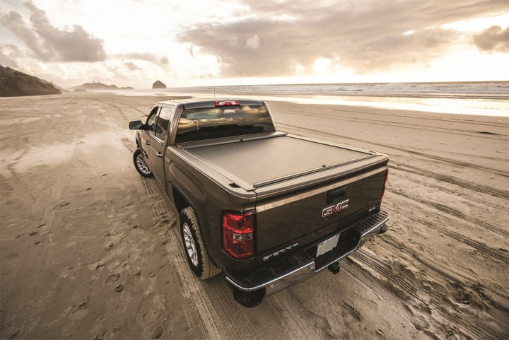 Roll-N-Lock 17-19 Ford F-250/F-350 Super Duty SB 80-3/8in A-Series Retractable Tonneau Cover - Bull Strap