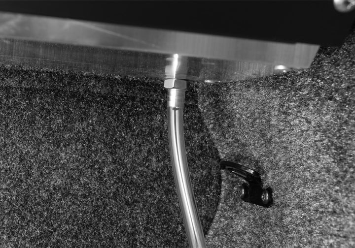 Roll-N-Lock 17-19 Ford F-250/F-350 Super Duty SB 80-3/8in A-Series Retractable Tonneau Cover - Bull Strap