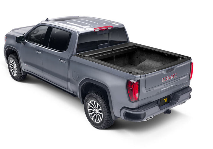 Roll-N-Lock 19-22 Chevrolet Silverado 1500 (w/o Carbon Pro - 69.9in.) A-Series XT Retractable Cover - Bull Strap