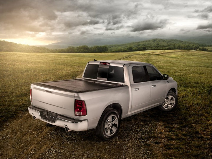 Roll-N-Lock 2009 Dodge Ram 1500 SB 76in M-Series Retractable Tonneau Cover - Bull Strap