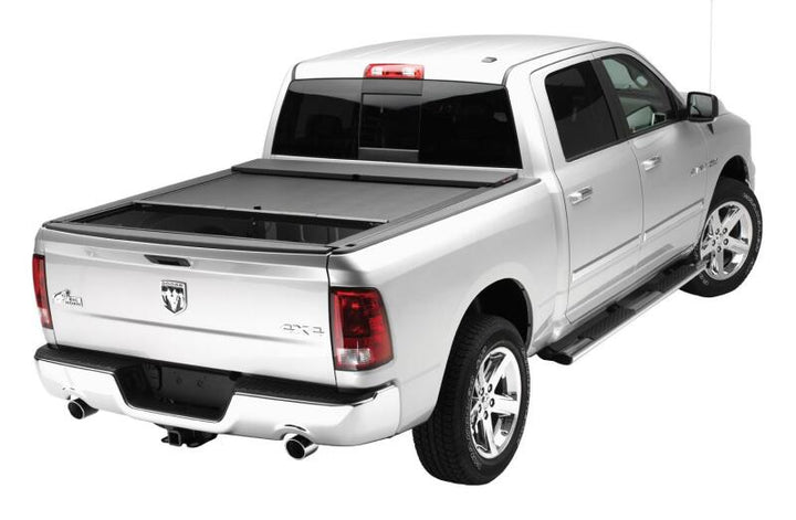 Roll-N-Lock 2009 Dodge Ram 1500 SB 76in M-Series Retractable Tonneau Cover - Bull Strap