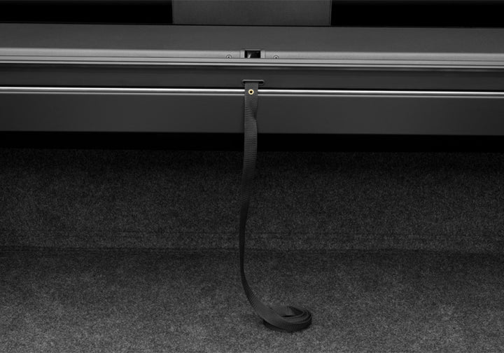 Roll-N-Lock 2019 Chevrolet Silverado 1500 60.5in Bed M-Series Retractable Tonneau Cover - Bull Strap