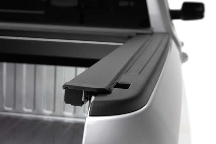 Roll-N-Lock 2019 Ram 1500 XSB 65.5in A-Series Retractable Tonneau Cover - Bull Strap