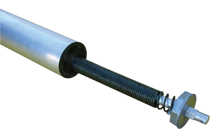 Roll-N-Lock 2022 Toyota Tundra Crew Cab/Double Cab 66.7in M-Series Retractable Tonneau Cover - Bull Strap