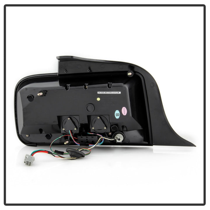 Spyder 05-09 Ford Mustang (White Light Bar) LED Tail Lights - Black ALT-YD-FM05V3-LED-BK - Bull Strap