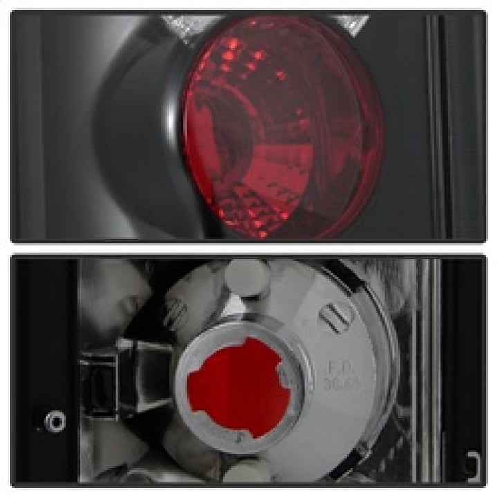 Spyder Ford Excursion 00-06/Econoline 150/250/350/450/550 95-06 Euro Tail Lights Blk ALT-YD-FEC00-BK - Bull Strap